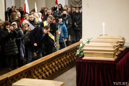 Павел Севярынец разам з сябрамі БХД узяў удзел у пахаванні Каліноўскага ў Вільні (фота)