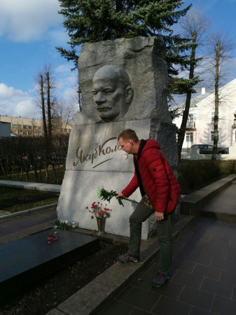 Дзень роднай мовы: МХД ушанавалі памяць Янкі Купалы і Якуба Коласа (фота)