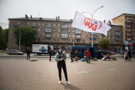 Прадстаўніца выбарчай камісіі папярэдзіла Вольгу Кавалькову за перадвыбарчы пікет (відэа, фота)