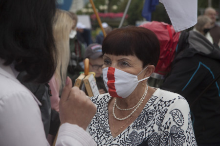 “Нам патрэбны новы прэзідэнт” У Менску прайшоў супольны пікет правацэнтрыстаў (фота, відэа)